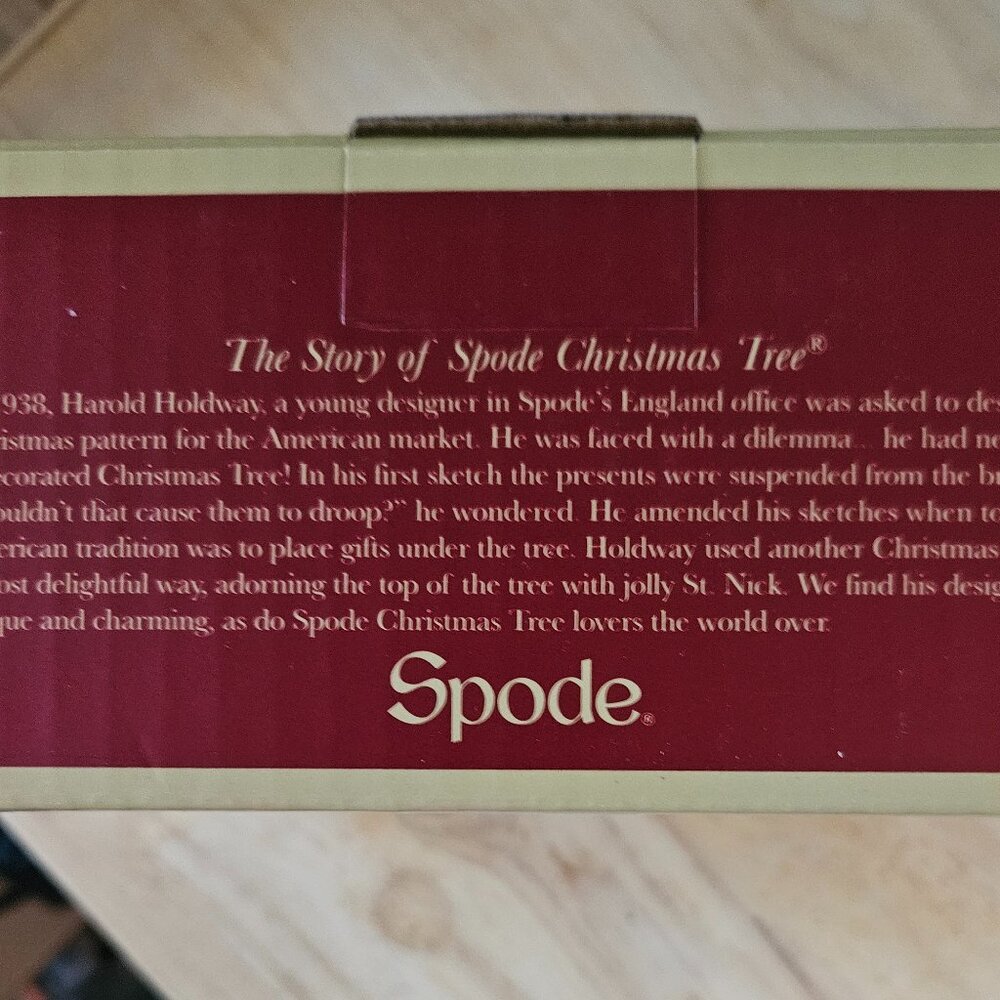 Spode Christmas Annual 6 Inch Bowl 2023 - Picture 11 of 12